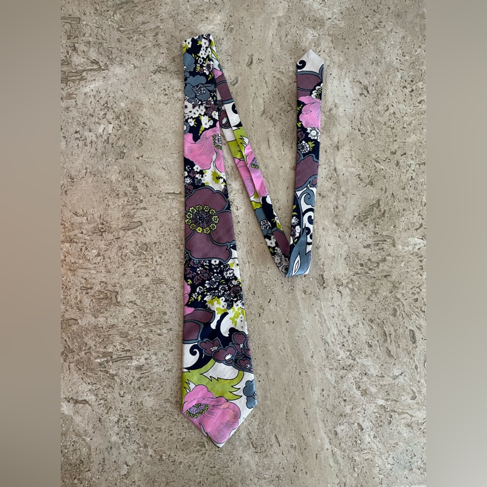 Retro Floral Print Pure Thai Silk Tie